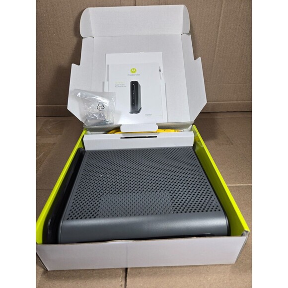 Motorola Cable Modem plus N450 Router - Picture 5 of 8